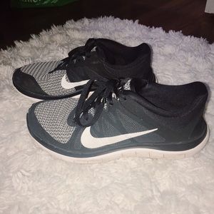 NIKE 👅 Tennis Shoes